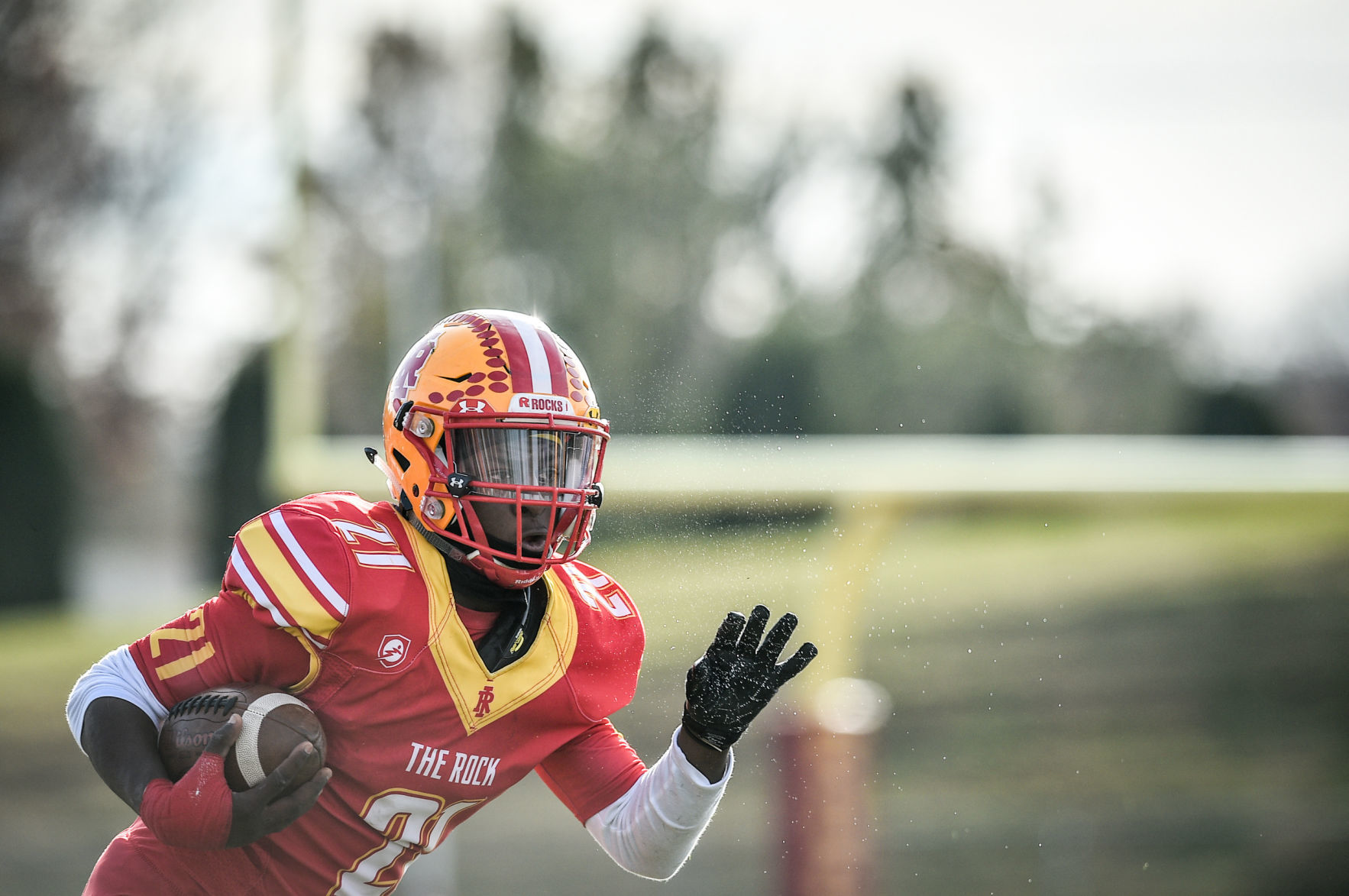 110919-mda-spt-rocky-football-034a.jpg